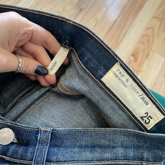 Rag & Bone Intermix Skinny Distressed Destroyed Low Rise Dark Wash Blue Jeans 25 - Picture 7 of 10
